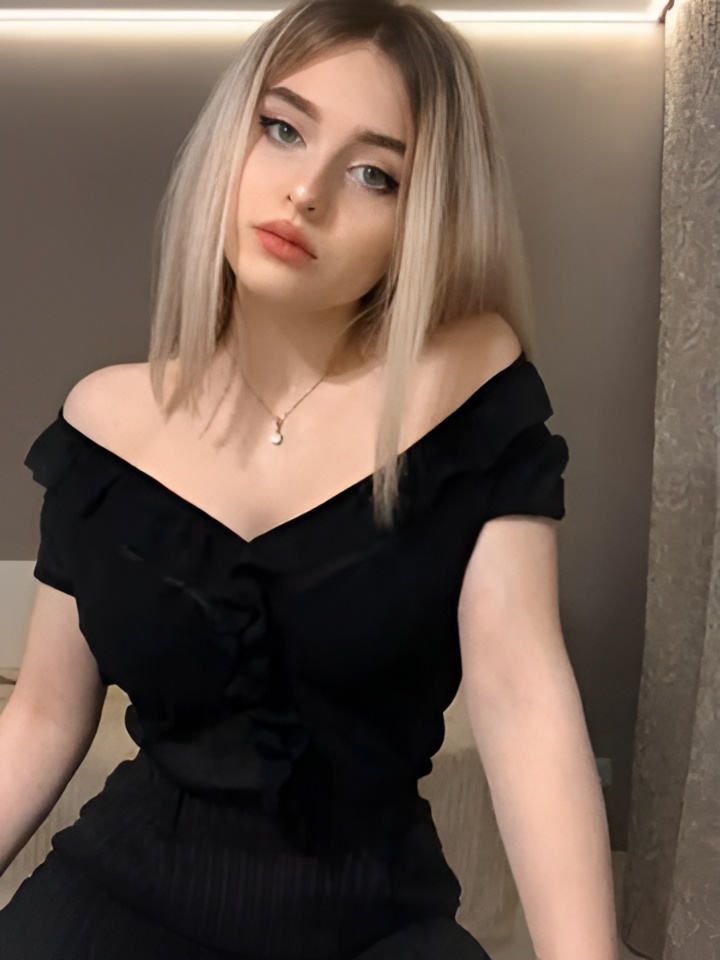 Кира привлекальеная девушка из Биробиджан цена от 5000 руб