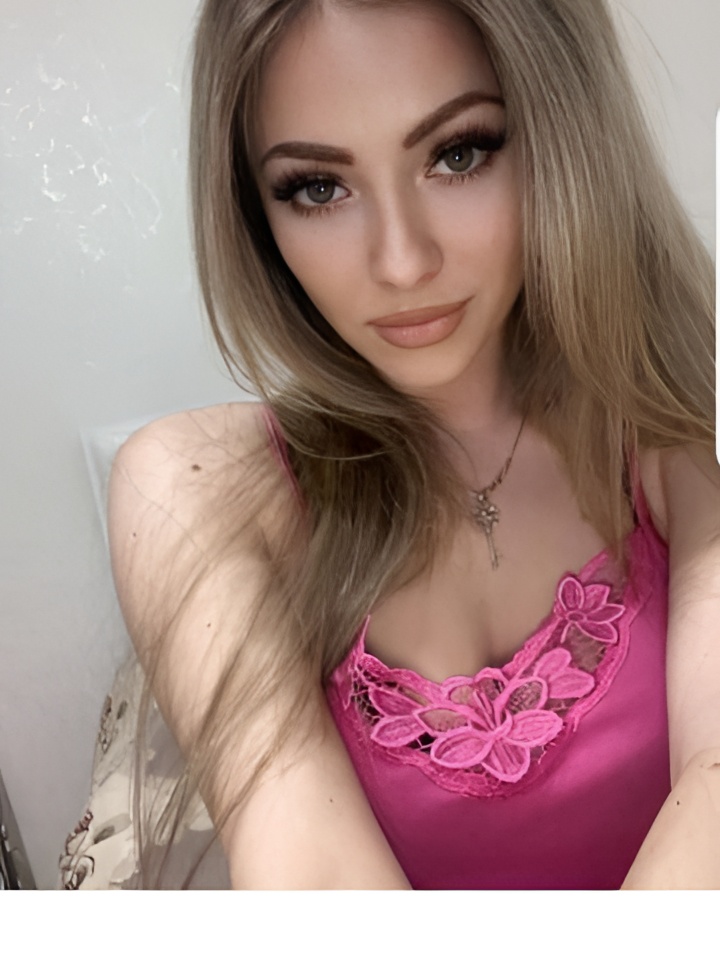 Рената привлекальеная девушка из Биробиджан цена от 4000 руб