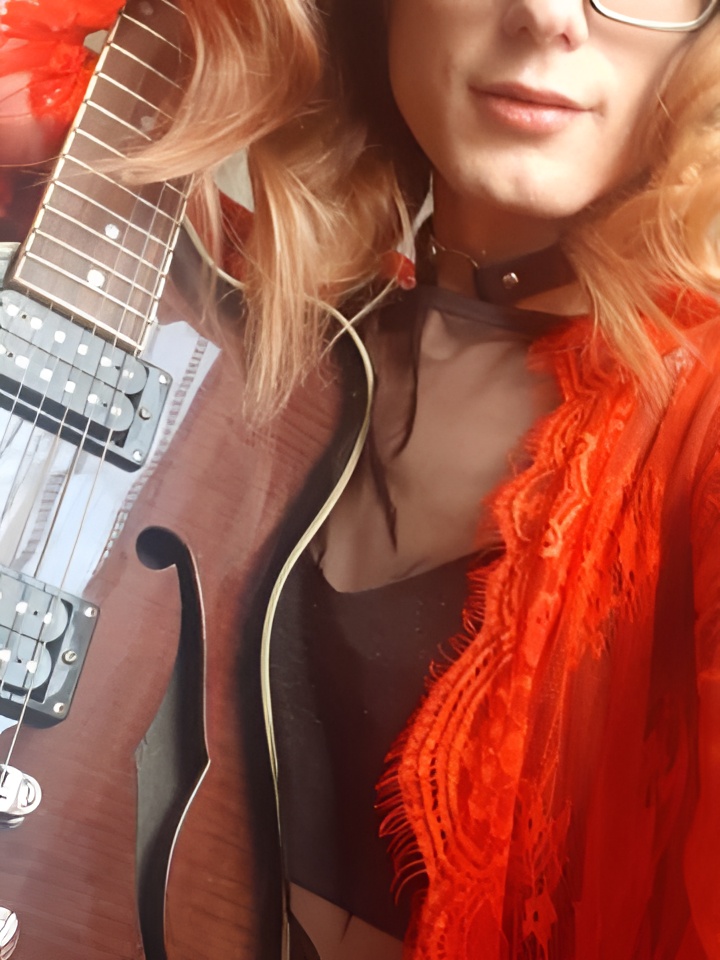 Индивидуалка Софа, доступна для личного знакомства от 1500 руб