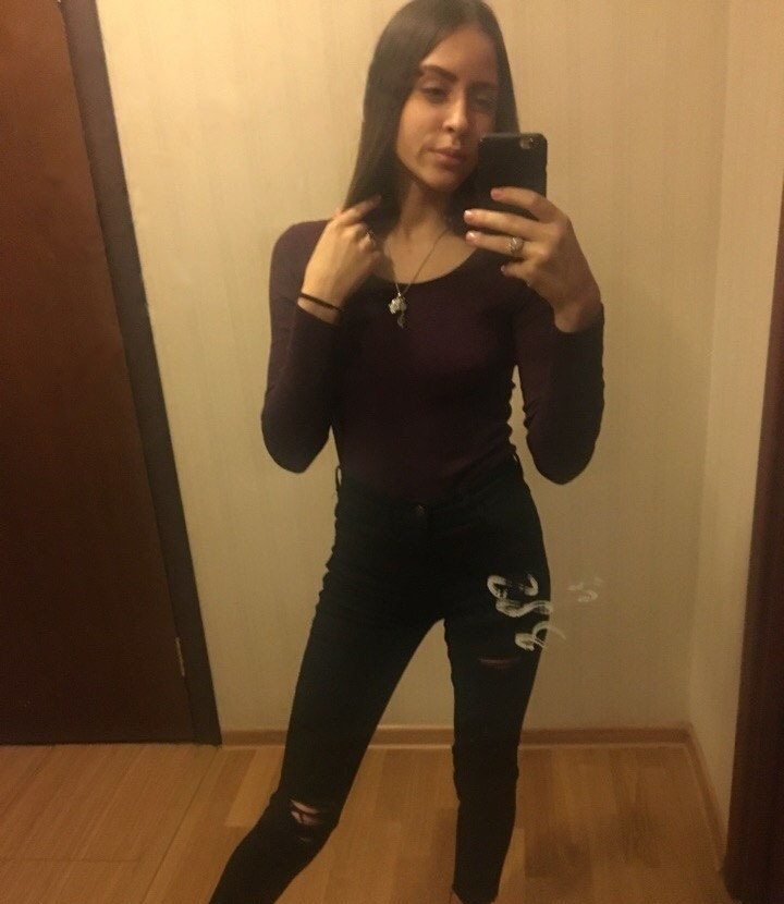 Инна привлекальеная девушка из Биробиджан цена от 3500 руб