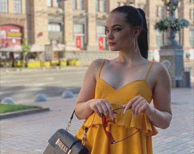 Ника привлекальеная девушка из Биробиджан цена от 3500 руб