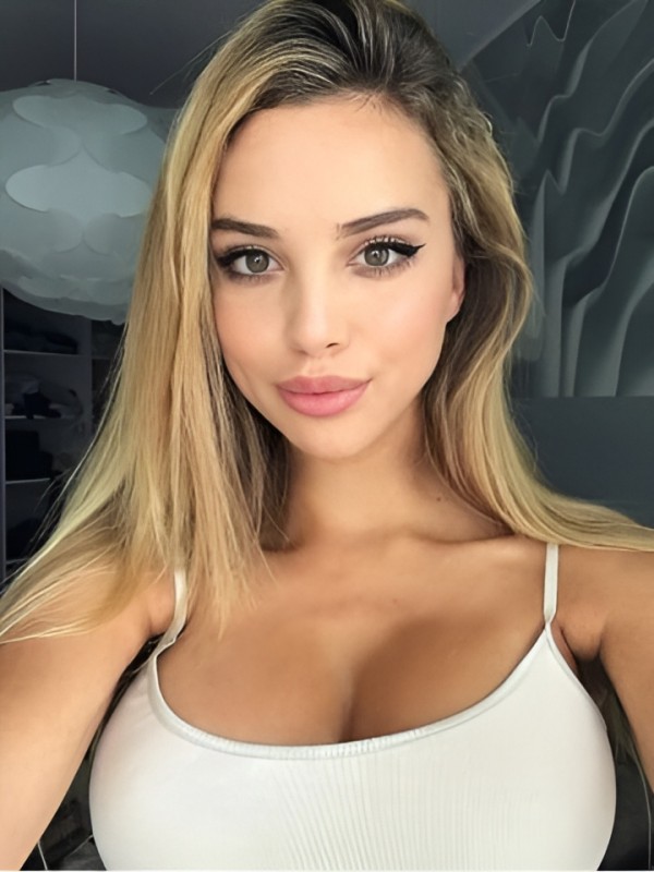 Майя привлекательная девушка из Биробиджан цена от 1500 руб