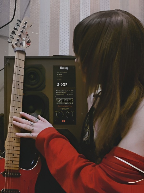 Софа привлекательная девушка из Биробиджан цена от 1500 руб