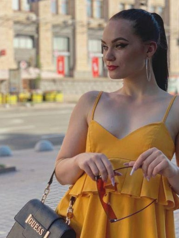 Ника привлекательная девушка из Биробиджан цена от 3500 руб