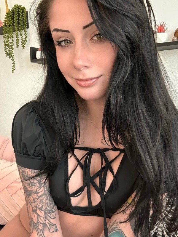 Яночка привлекательная девушка из Биробиджан цена от 4000 руб